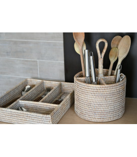 Range-utensils round-Coralie - rattan white brushed